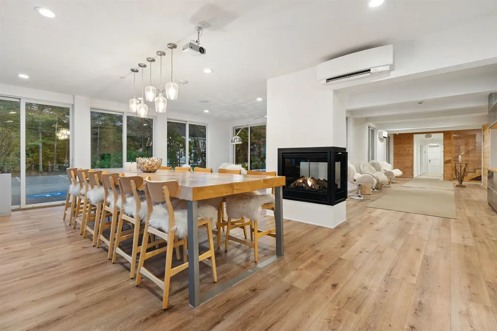 2906 White Mountain Highway Conway NH 03860