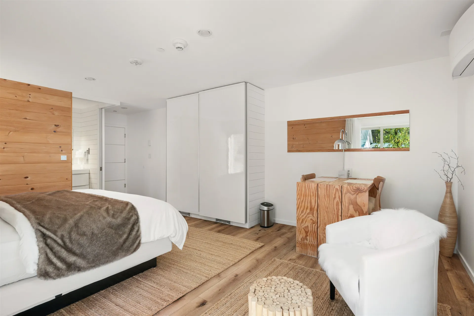 2906 White Mountain Highway Conway NH 03860