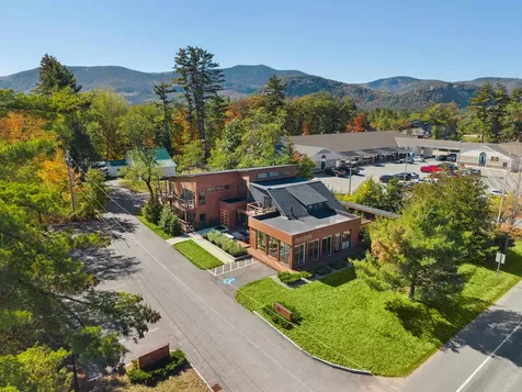 2906 White Mountain Highway Conway NH 03860