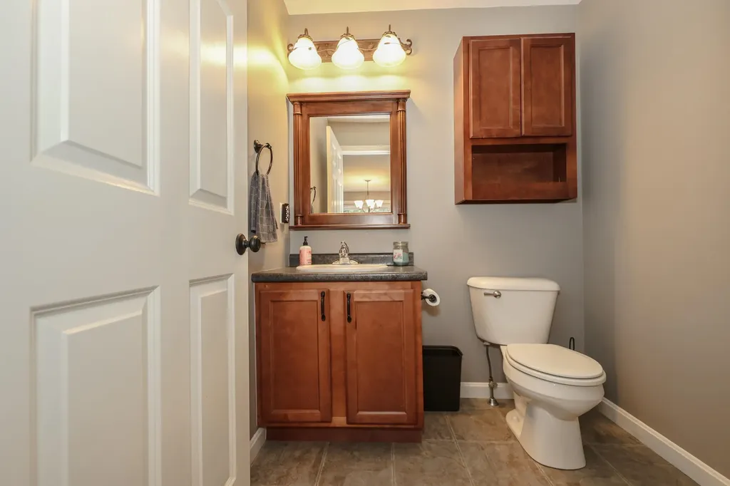 44A Rollins Road Epping NH 03042