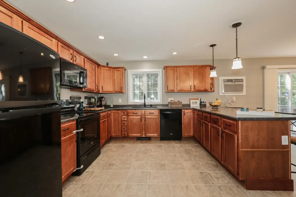 44A Rollins Road Epping NH 03042