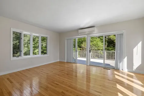 72 Shore Road Gilford NH 03249