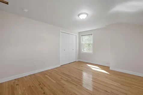 72 Shore Road Gilford NH 03249