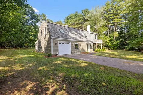 72 Shore Road Gilford NH 03249