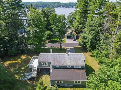 72 Shore Road Gilford NH 03249