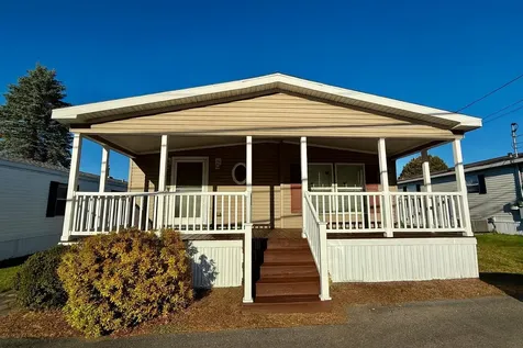 30 Kendall Pond Road Derry NH 03038