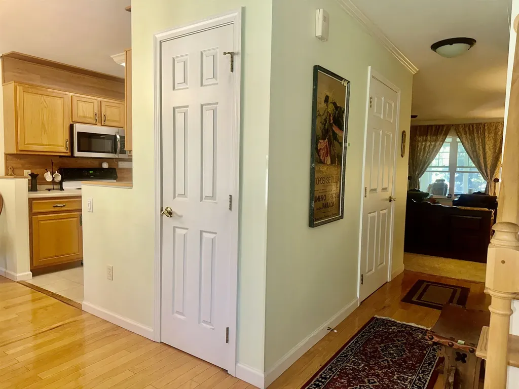 4 Bow Center Road Bow NH 03304-4240