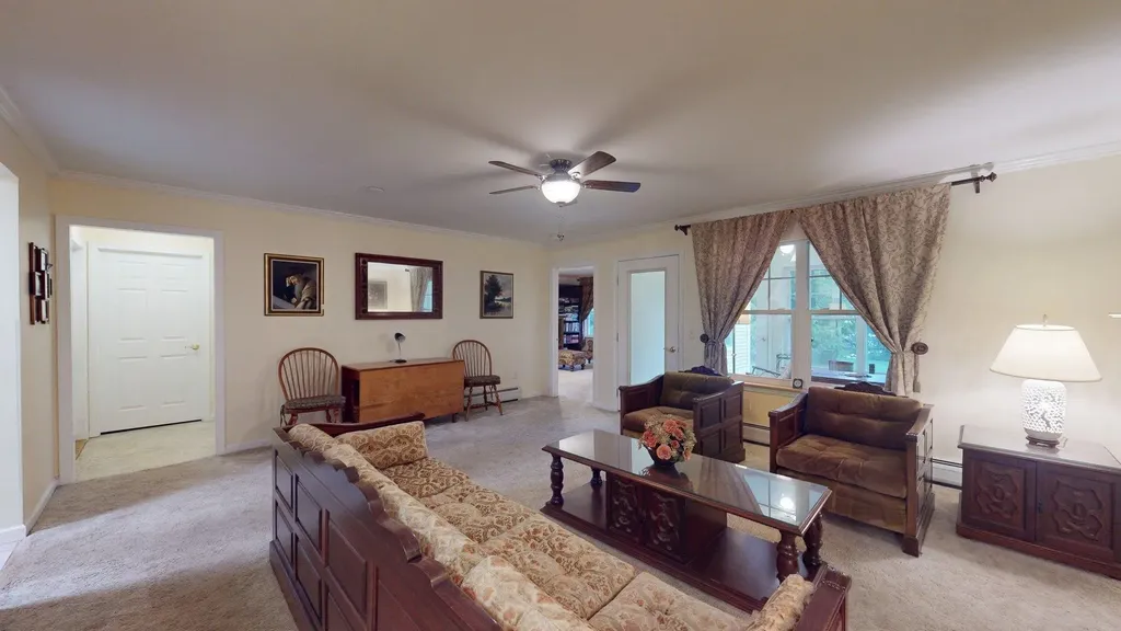 4 Bow Center Road Bow NH 03304-4240