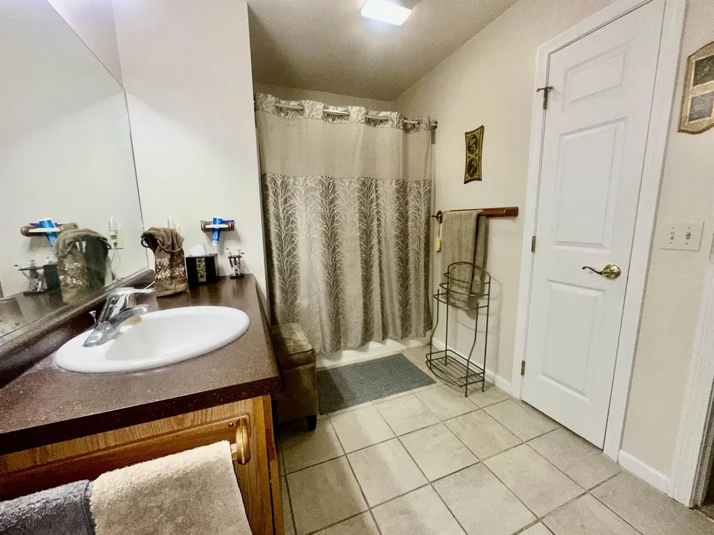 4 Bow Center Road Bow NH 03304-4240