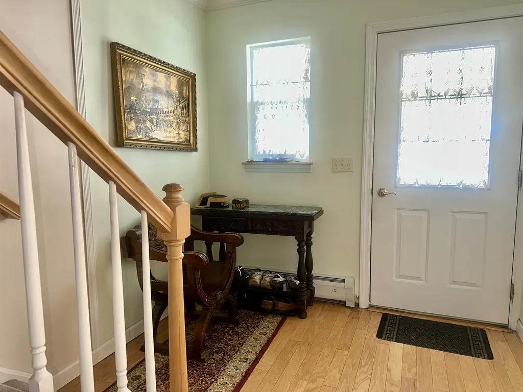 4 Bow Center Road Bow NH 03304-4240