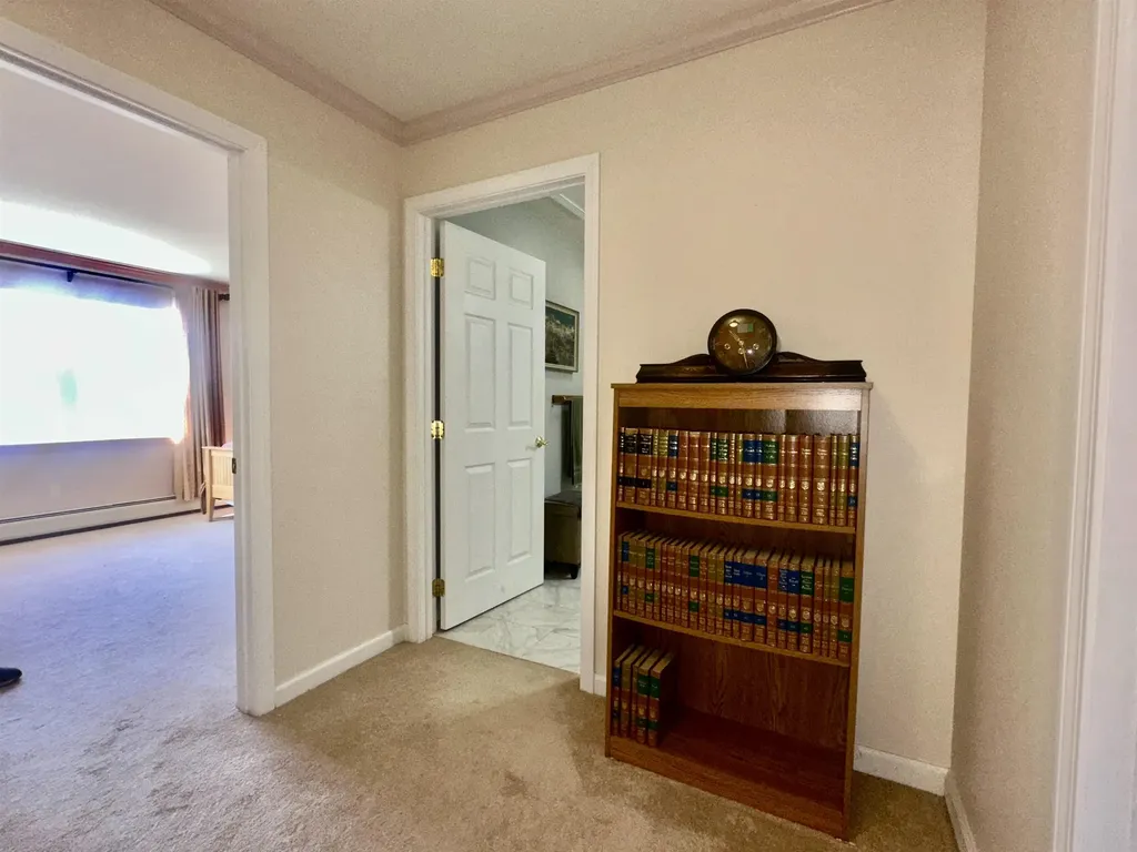 4 Bow Center Road Bow NH 03304-4240