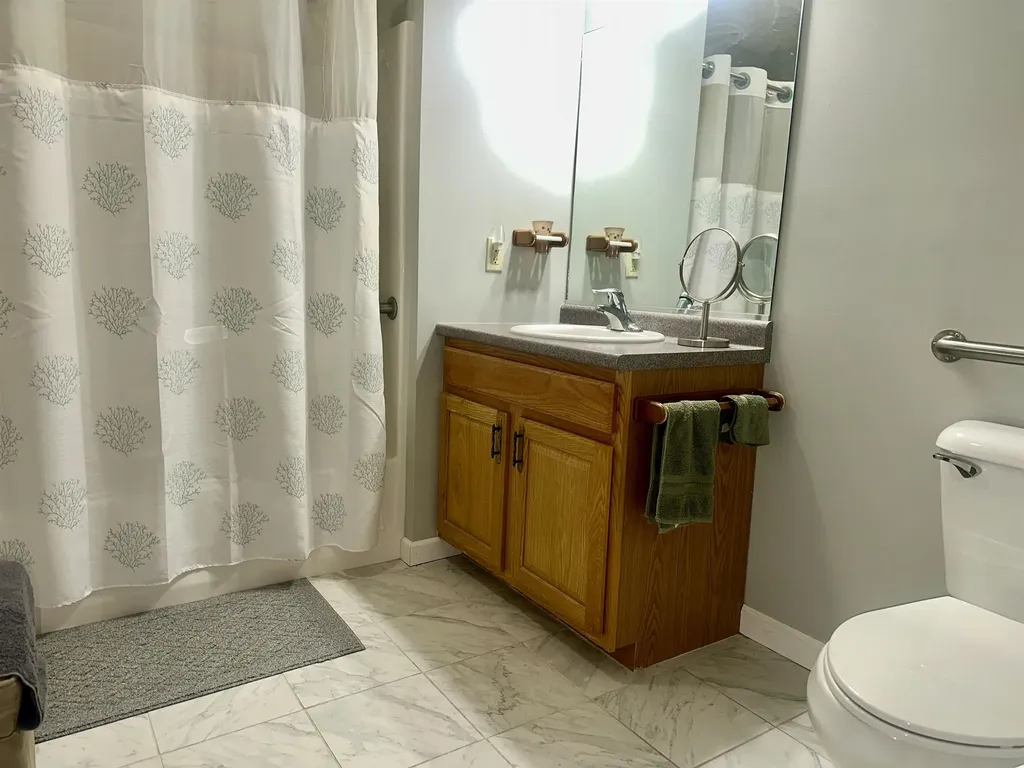 4 Bow Center Road Bow NH 03304-4240