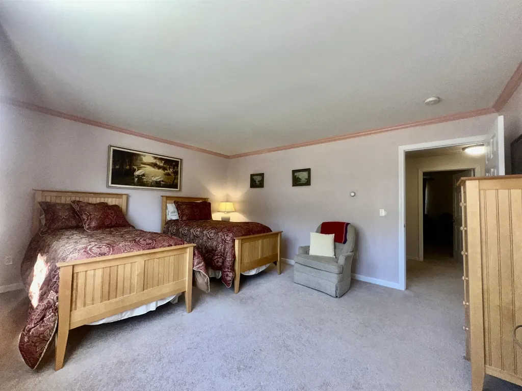 4 Bow Center Road Bow NH 03304-4240