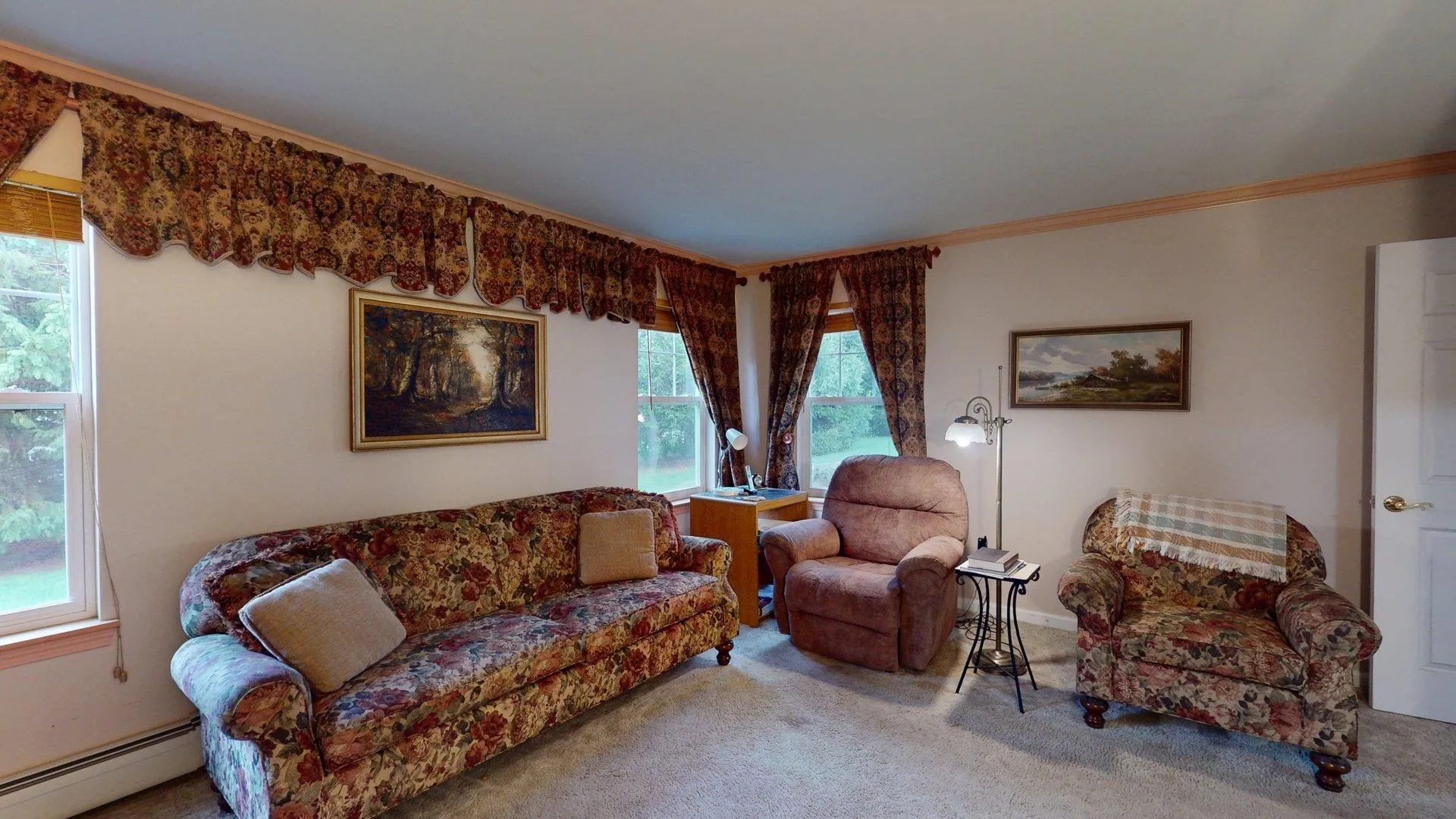 4 Bow Center Road Bow NH 03304-4240