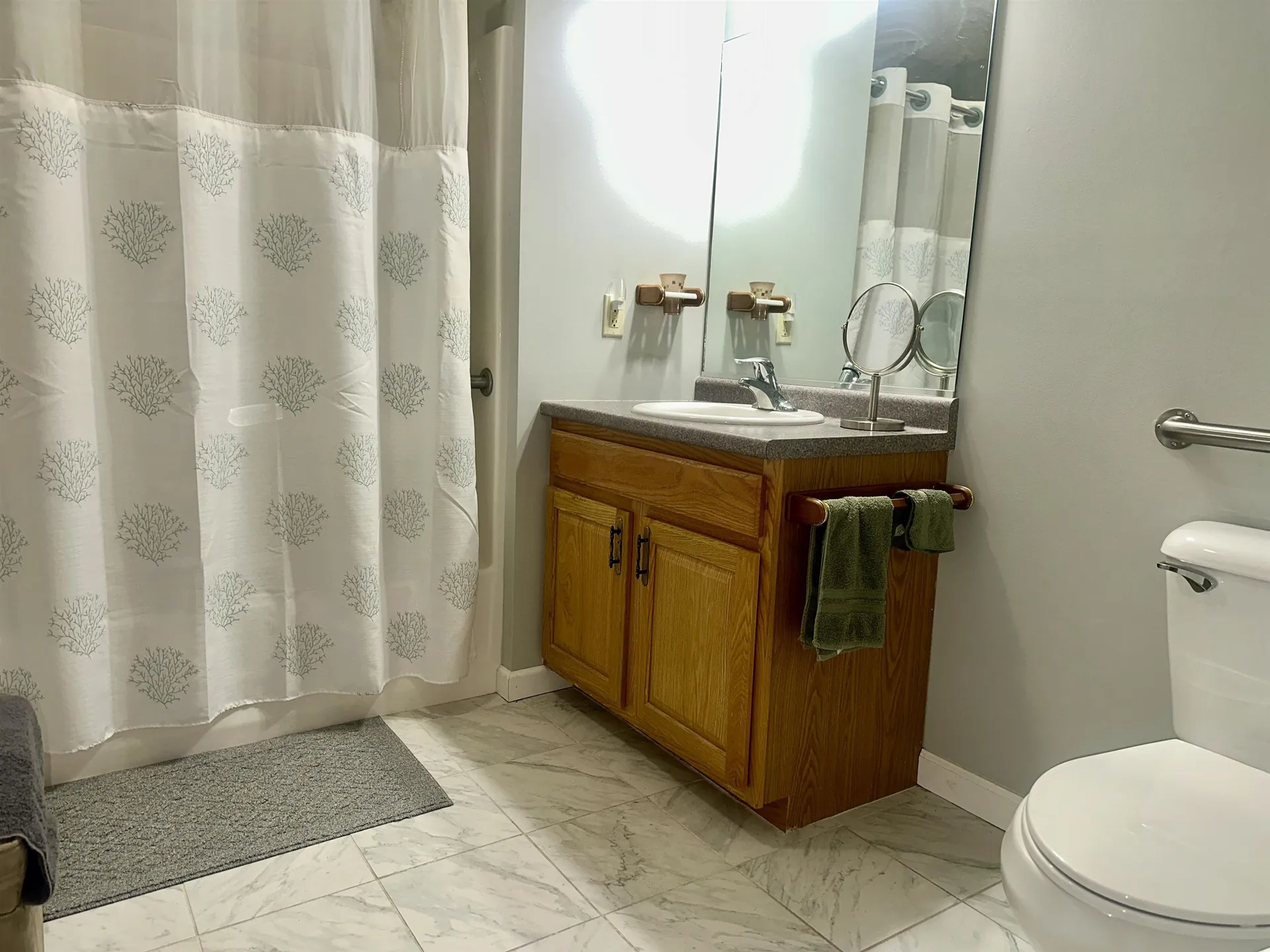 4 Bow Center Road Bow NH 03304-4240