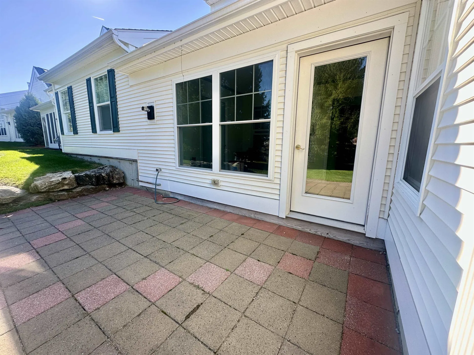 4 Bow Center Road Bow NH 03304-4240