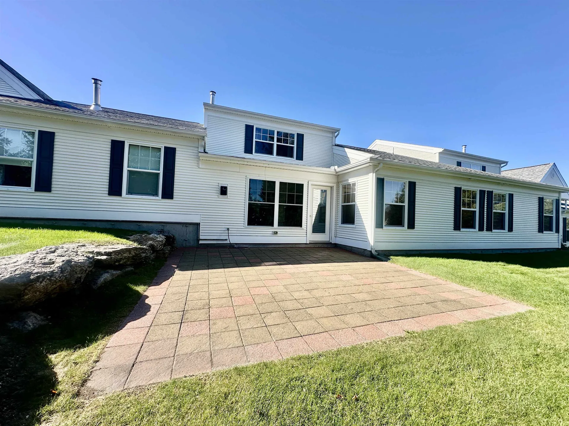 4 Bow Center Road Bow NH 03304-4240