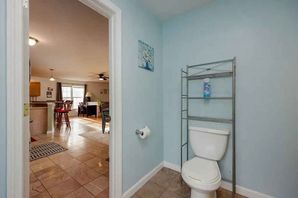 27 Ash Street Hartford VT 05001