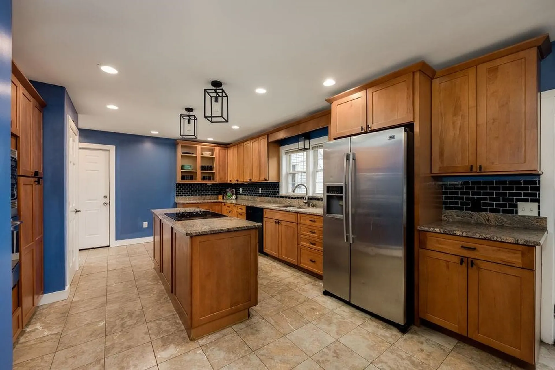 27 Ash Street Hartford VT 05001