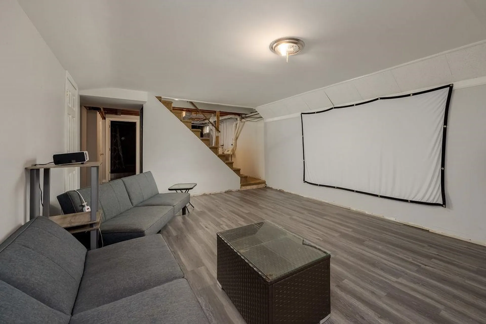 27 Ash Street Hartford VT 05001