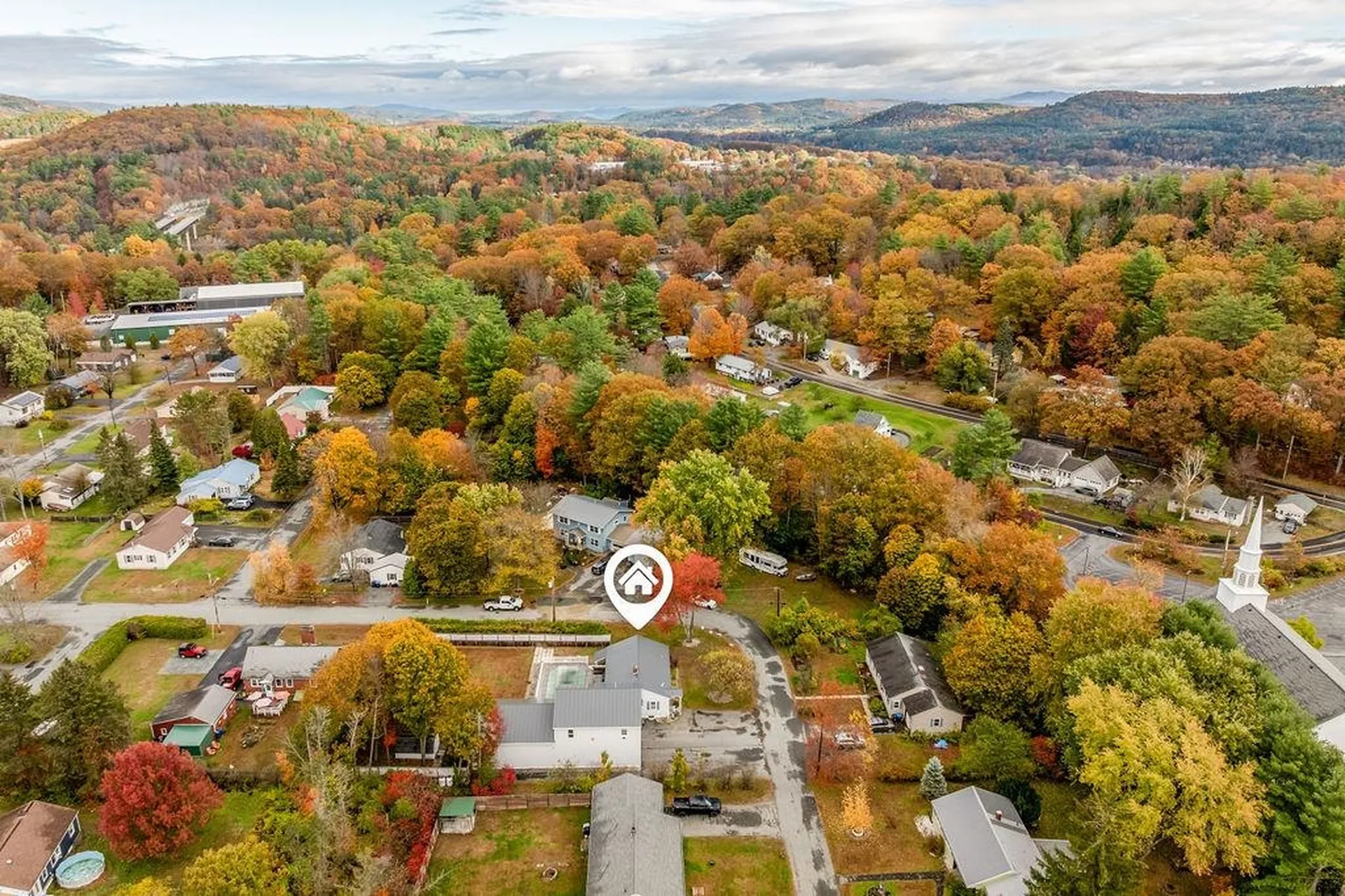 27 Ash Street Hartford VT 05001