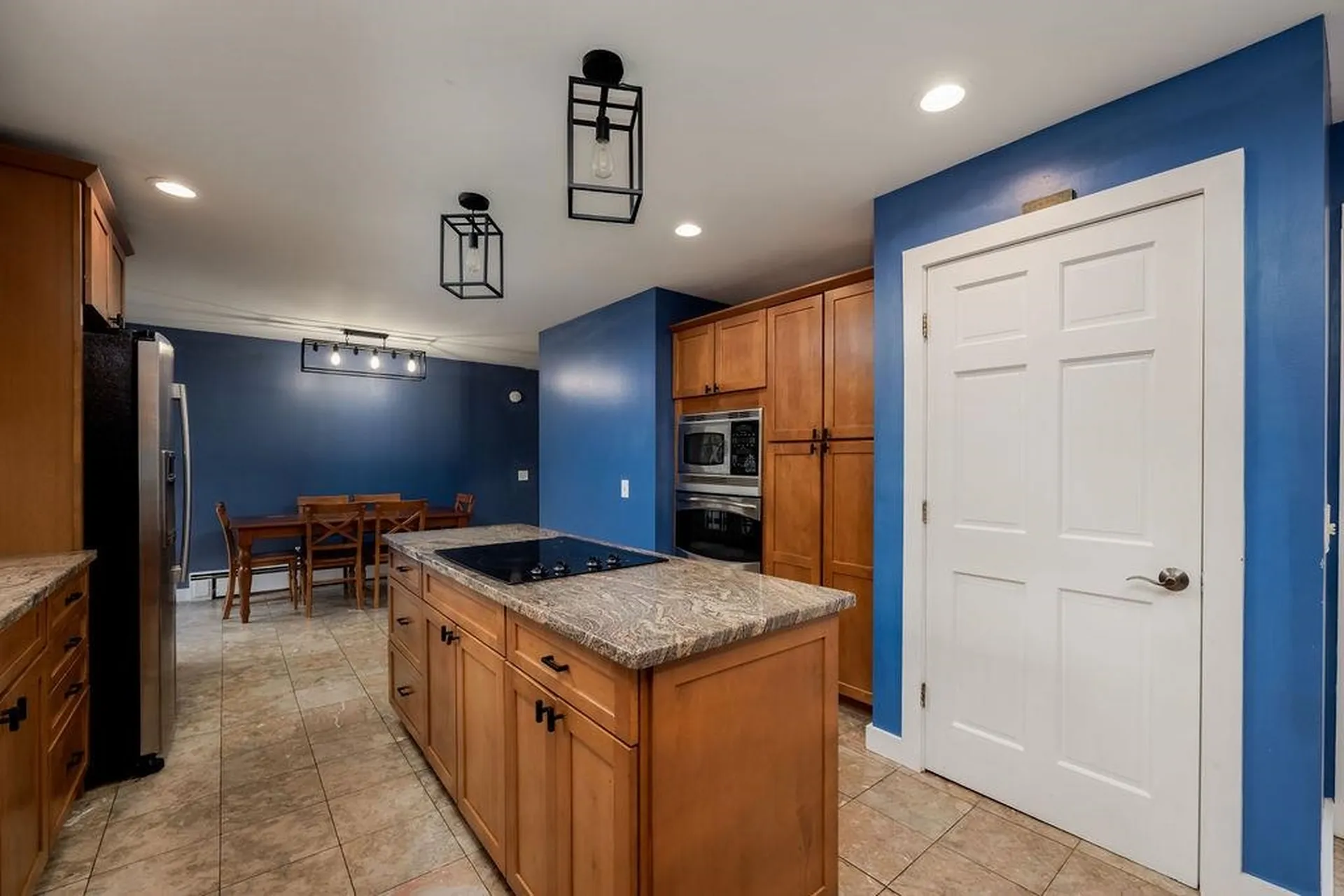 27 Ash Street Hartford VT 05001