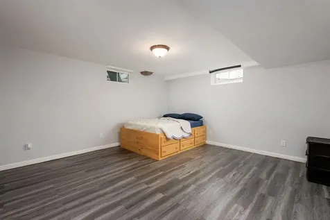 27 Ash Street Hartford VT 05001