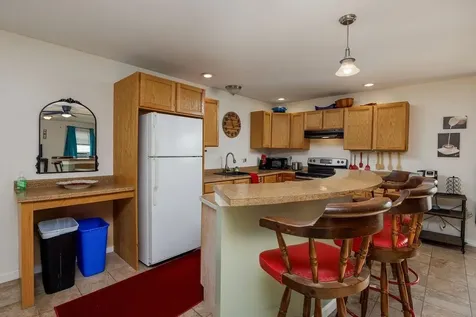 27 Ash Street Hartford VT 05001