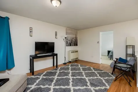 27 Ash Street Hartford VT 05001