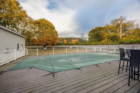 27 Ash Street Hartford VT 05001