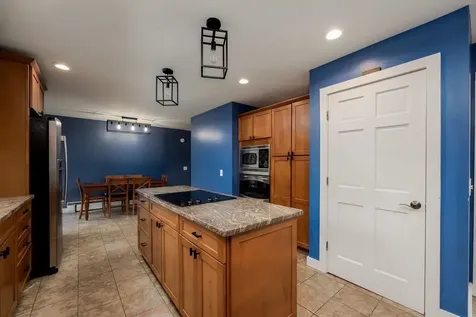 27 Ash Street Hartford VT 05001