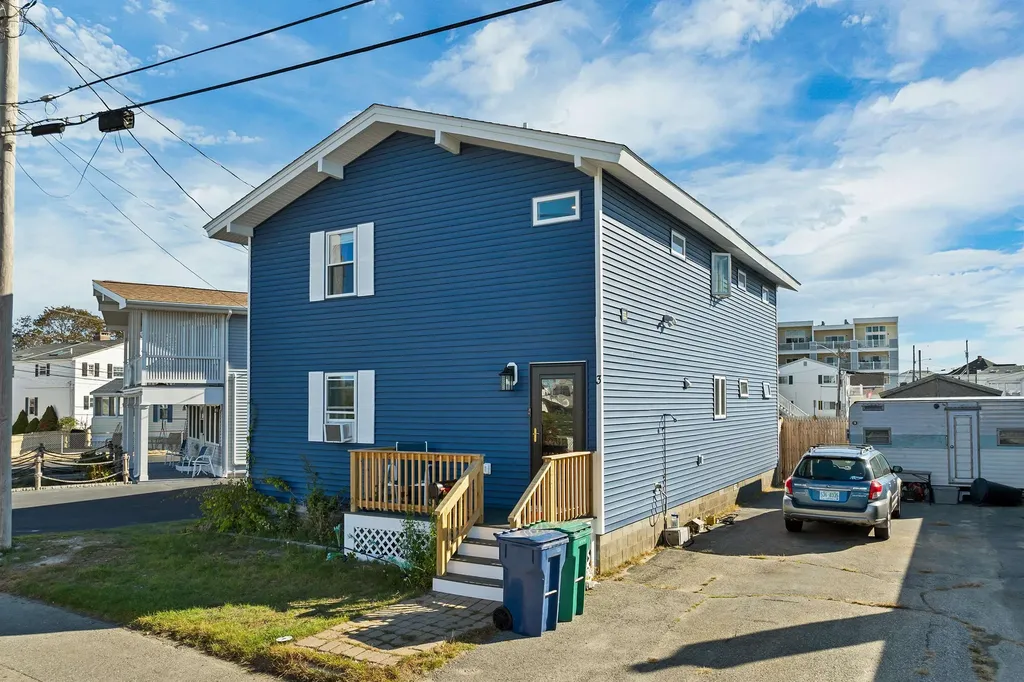 3 Harris Avenue Hampton NH 03842