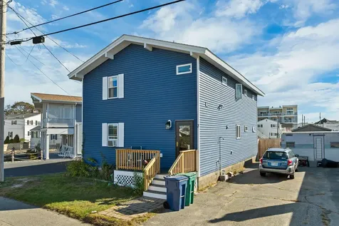 3 Harris Avenue Hampton NH 03842