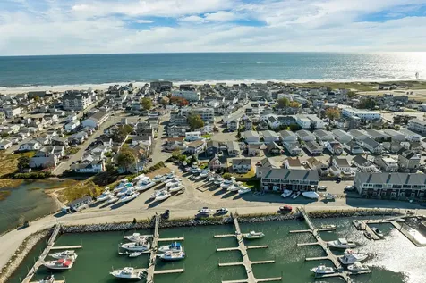 3 Harris Avenue Hampton NH 03842