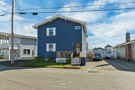 3 Harris Avenue Hampton NH 03842