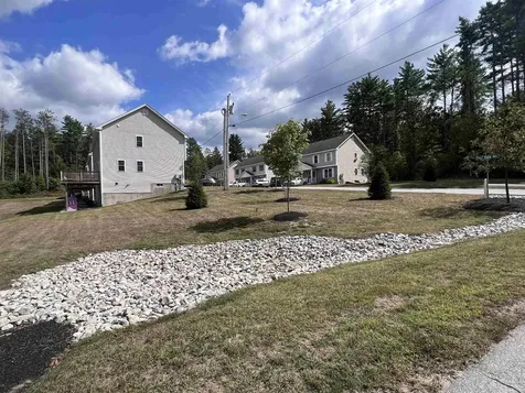 3A Red Oak Way Boscawen NH 03303