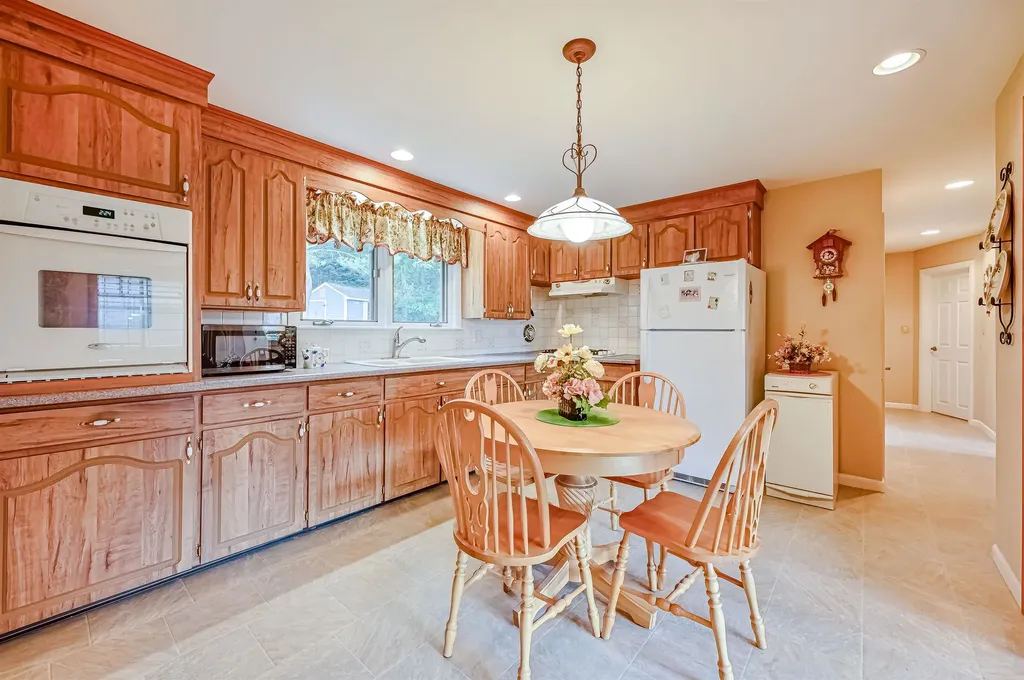 130 Dover Point Road Dover NH 03820