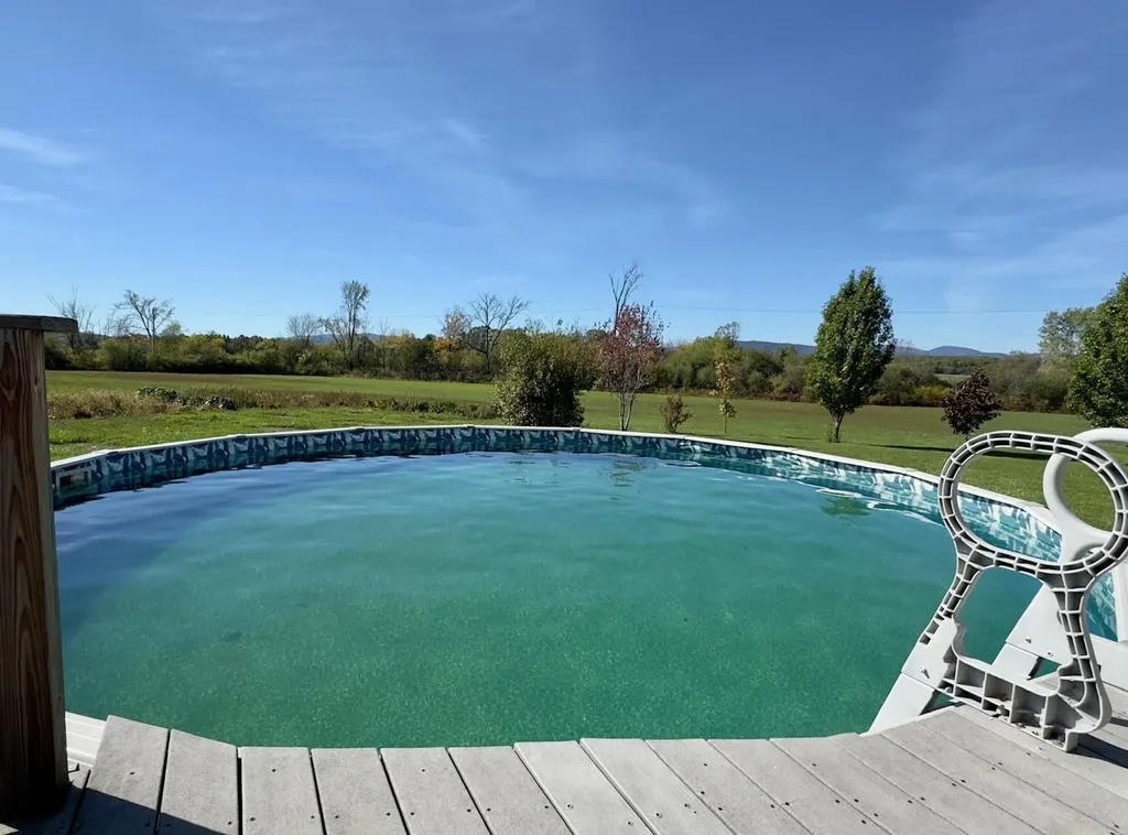 1495 Rattlin Bridge Road Bridport VT 05734