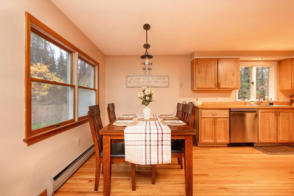 431 Old County Road Waterford VT 05848