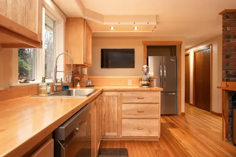 431 Old County Road Waterford VT 05848