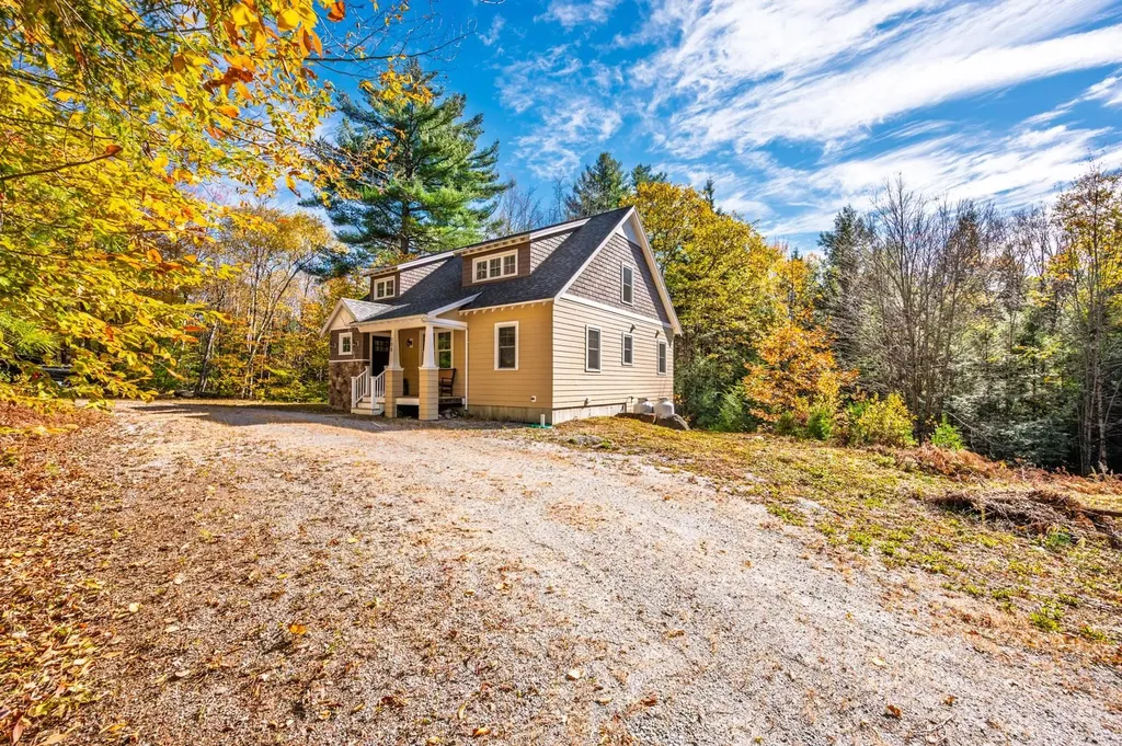 108 Circle View Drive Newbury NH 03255