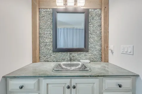 108 Circle View Drive Newbury NH 03255