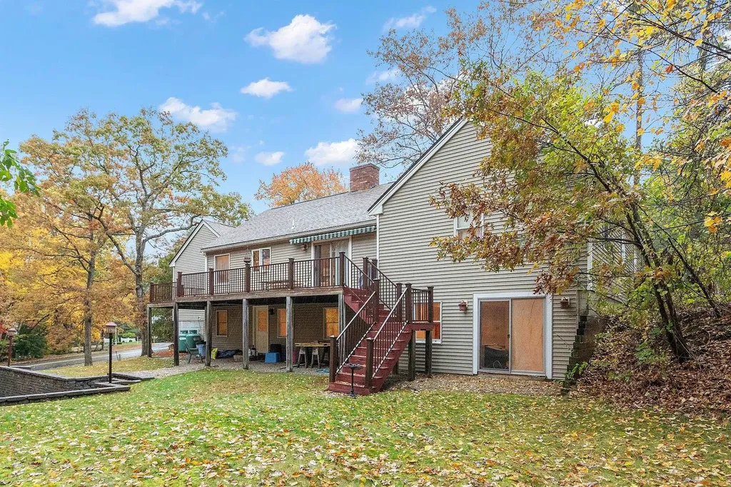 9 Cardinal Road Windham NH 03087