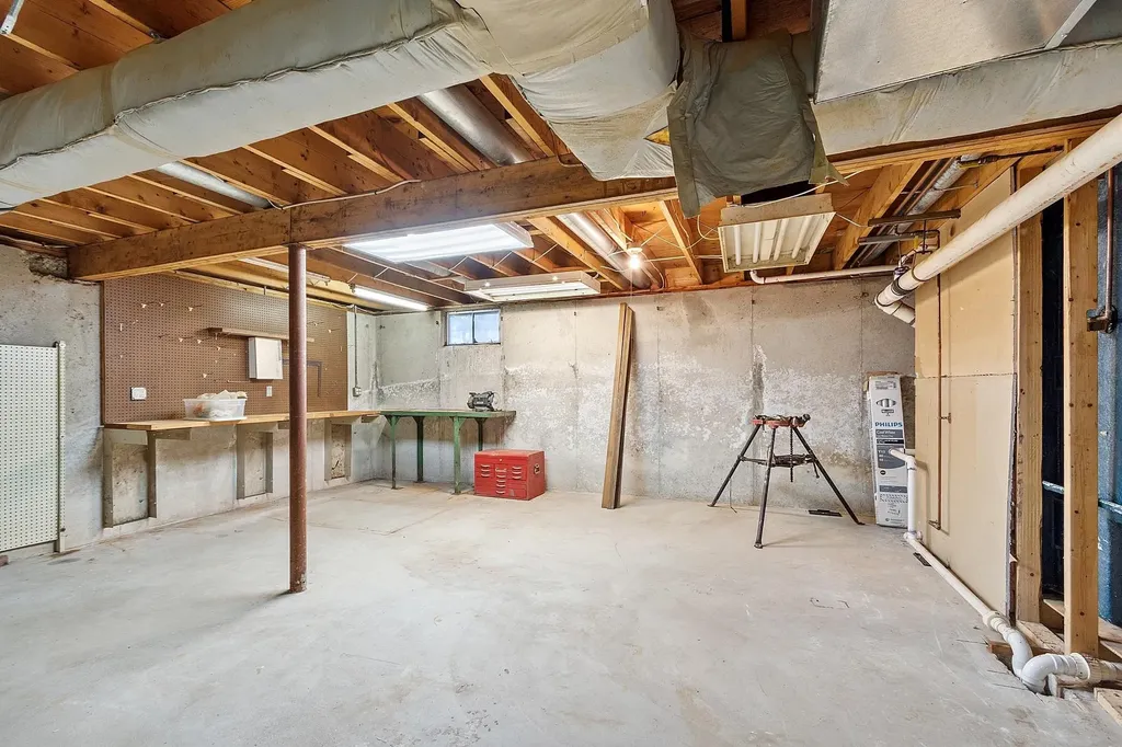 9 Cardinal Road Windham NH 03087