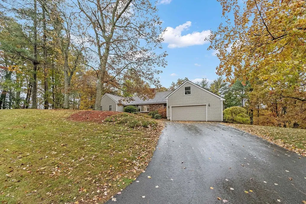 9 Cardinal Road Windham NH 03087