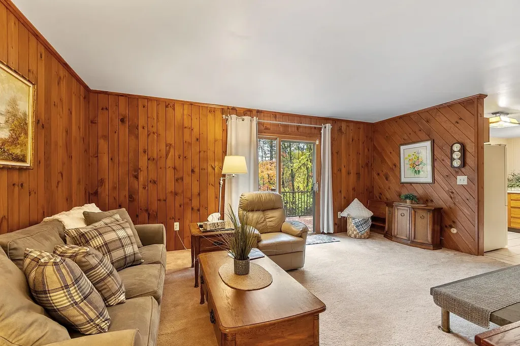 9 Cardinal Road Windham NH 03087