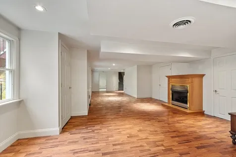 9 Cardinal Road Windham NH 03087