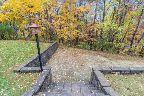 9 Cardinal Road Windham NH 03087