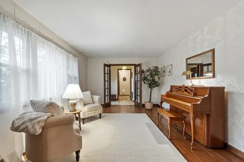 9 Cardinal Road Windham NH 03087