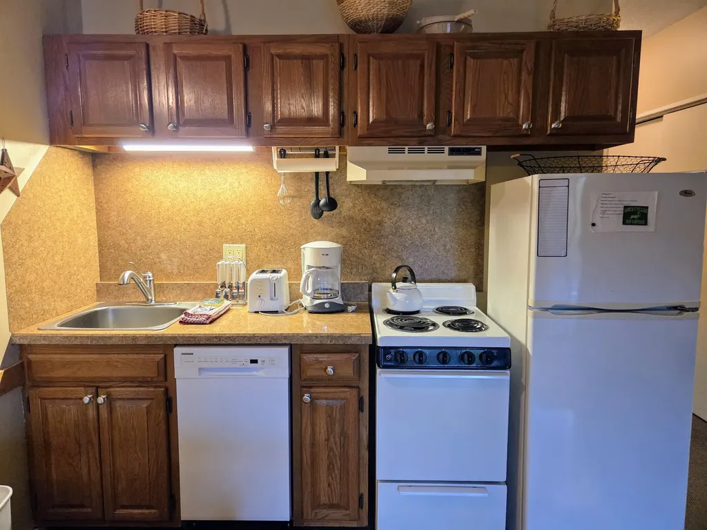 36 Lodge Road Lincoln NH 03251